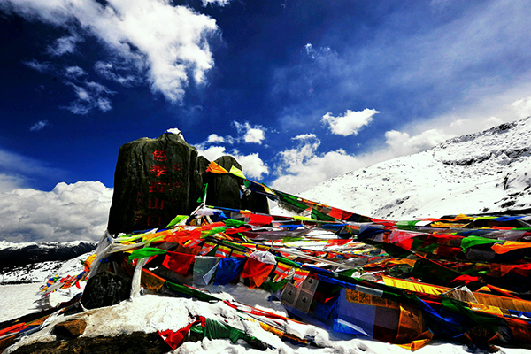 完美西藏以東，布宮，納木措，林芝，巴松措，魯朗林海，大峽谷，卡定溝6晚7日游