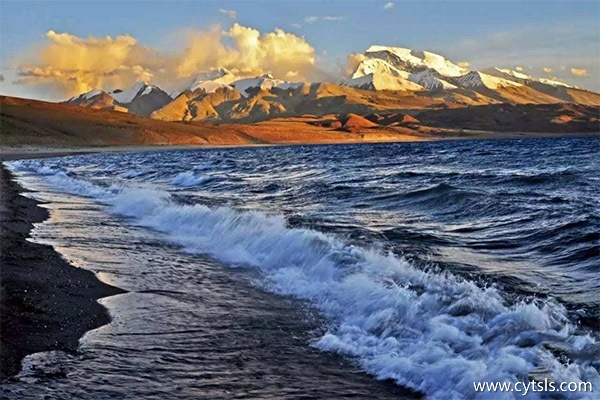 西藏跟團游比自由行好