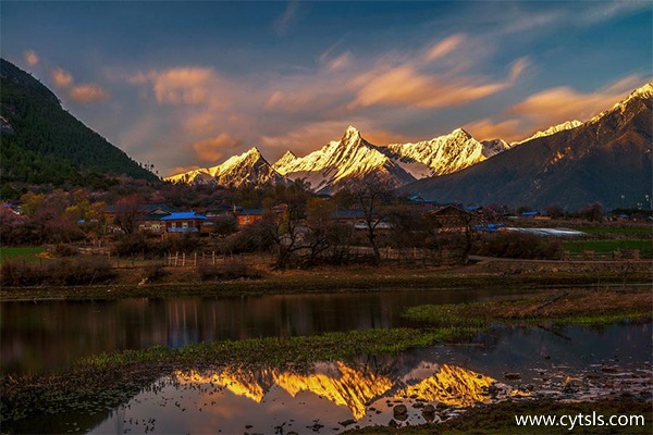 為什么要參加西藏旅游團