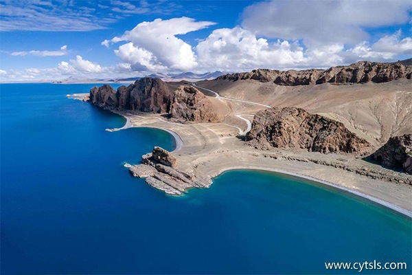 去西藏游玩需要準備什么