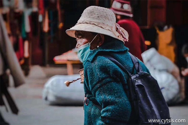 一個人去西藏旅游