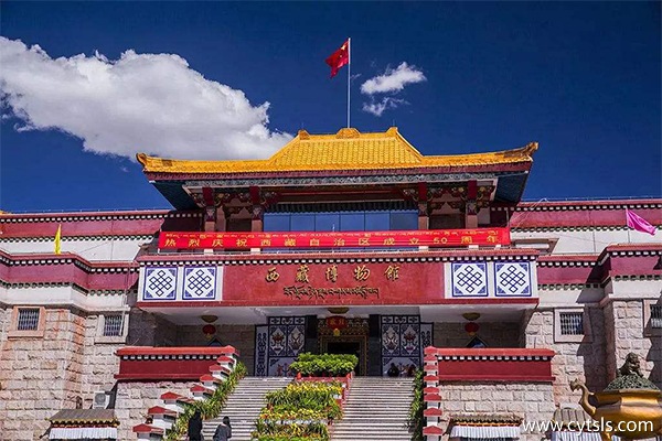 春節(jié)去西藏旅游跟團(tuán)