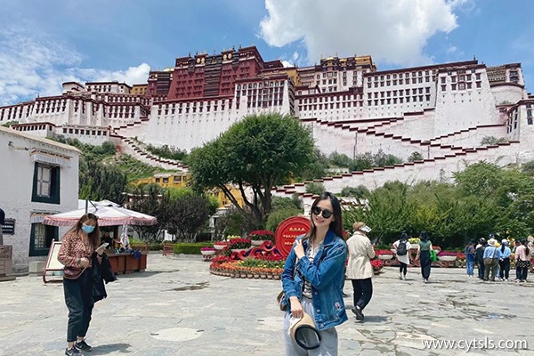 西藏跟團8日游費用