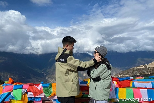 新鄉去西藏雙飛8日游多少錢