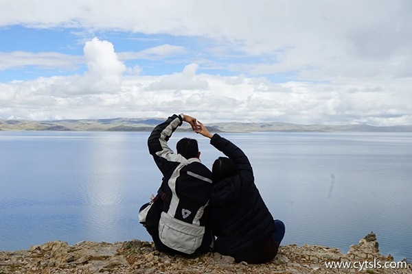 新鄉飛機往返西藏8日游多少錢