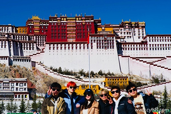 十月到西藏旅游要準備些什么