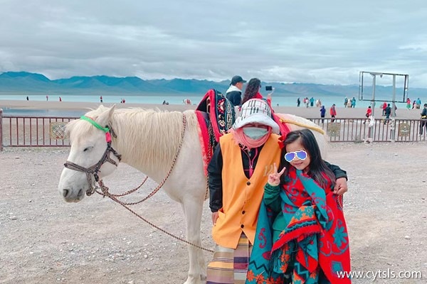 一家3口到西藏旅游7天多少錢