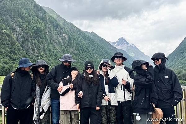 11月去西藏報旅行團2000元靠譜嗎