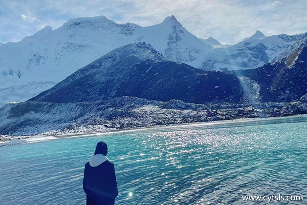 拉薩到珠峰旅行團要多少錢