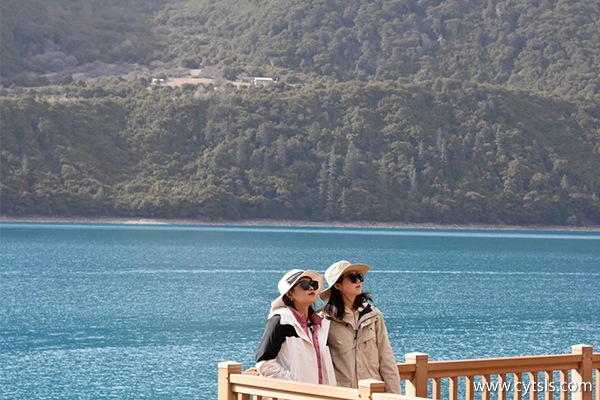 3人4月去西藏旅游多少錢