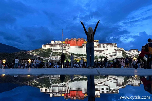 七月四人去西藏七天六晚多少錢