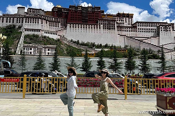 8月份在西藏玩一周費用